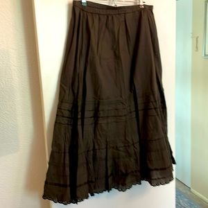 Chicos XL brown broom crinkle maxi skirt size 3 EUC